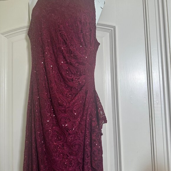 Alex Evening-Wine Lace Gown-12 - Picture 2 of 5
